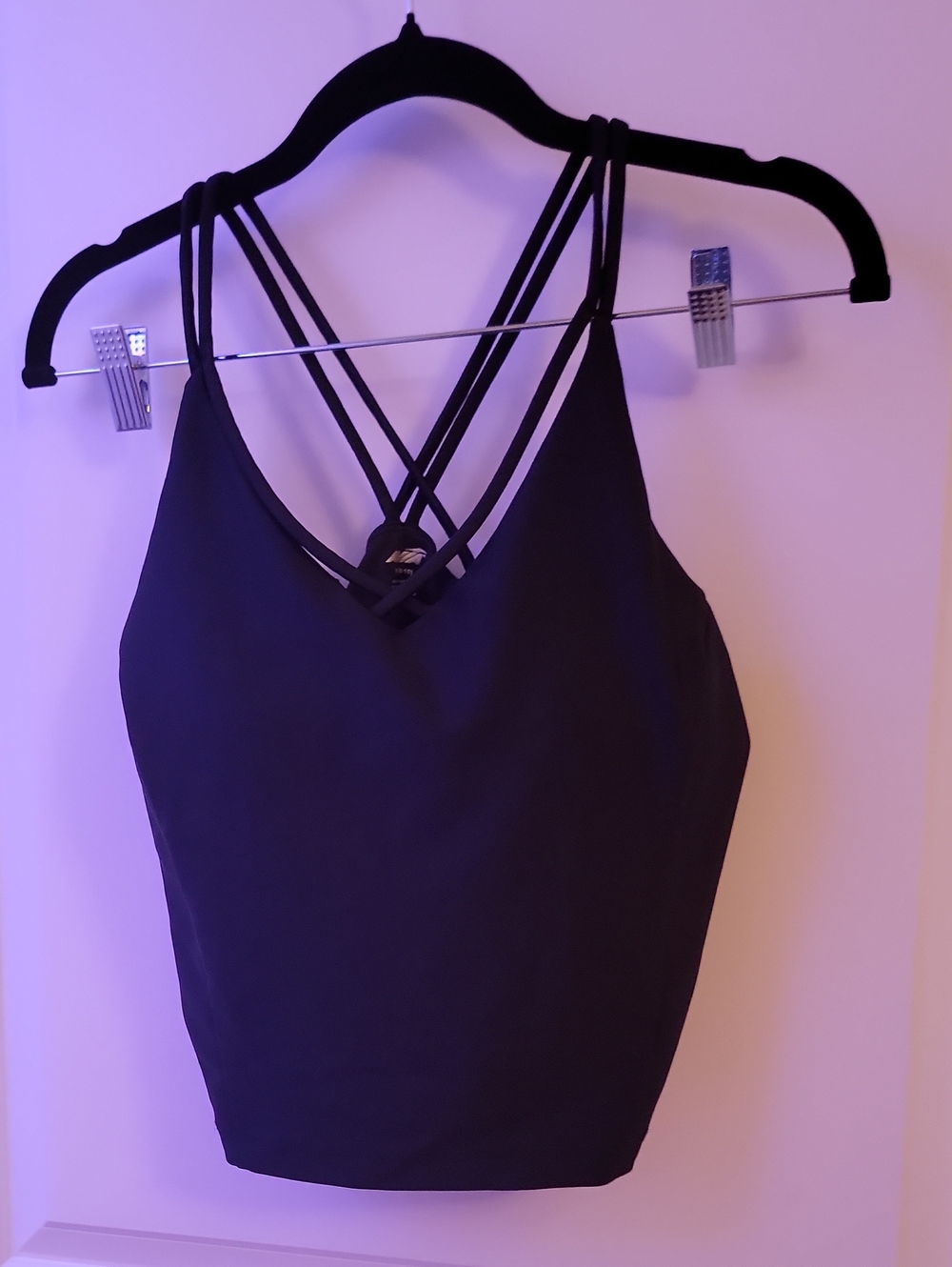 Women's Black Strappy V-Neck Longline Sports Bra Top Size M 8-10
